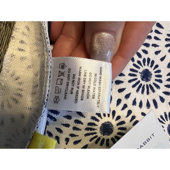 NWT Roberta Roller Rabbit Pillow Cover 22x22 100% Cotton White Blue Print - Picture 6 of 9